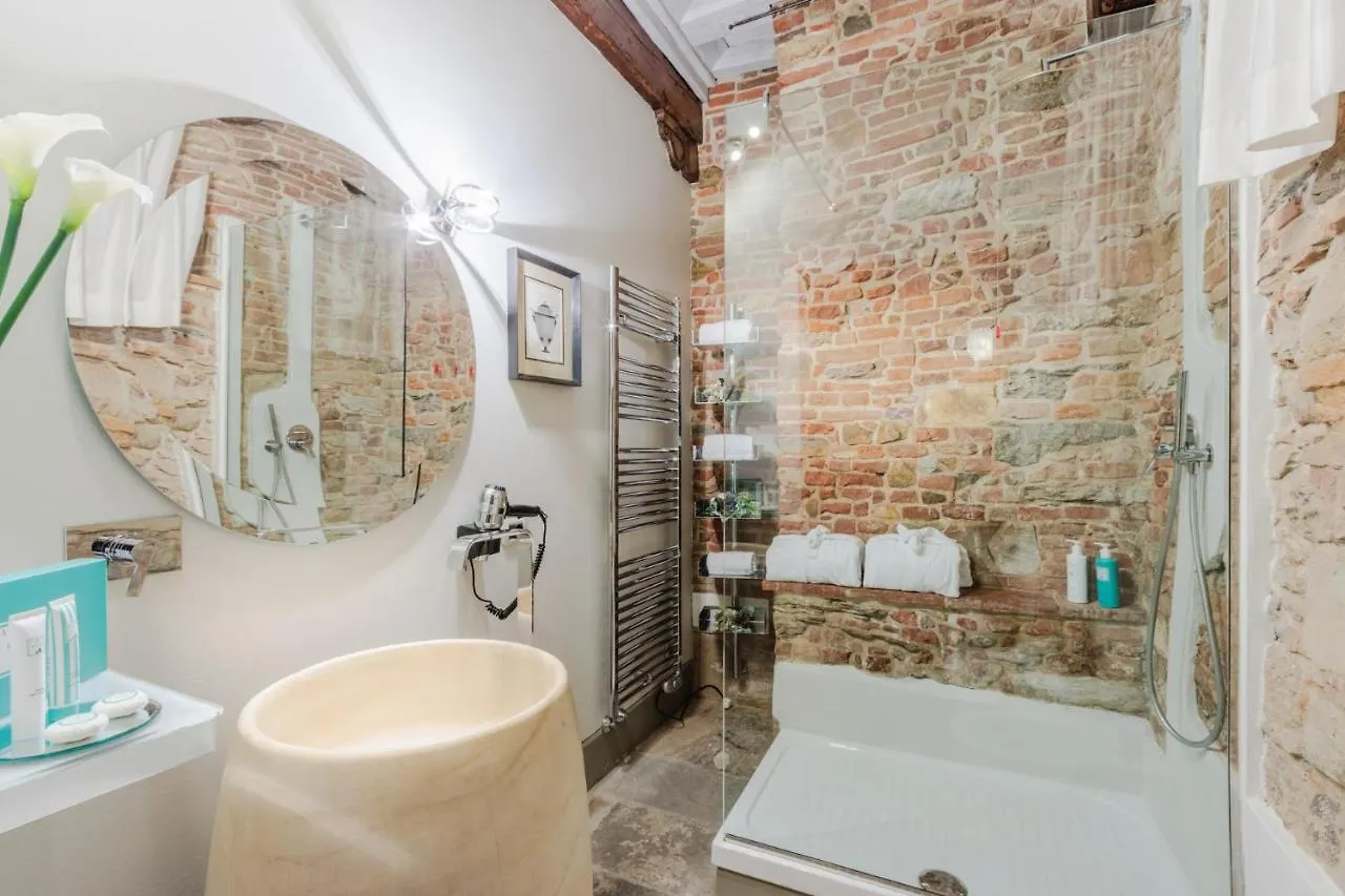 Lucca Heritage Retreat Hotel