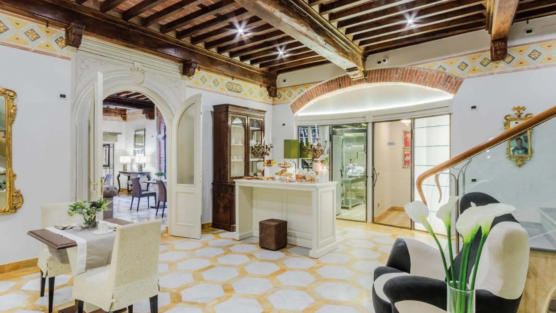 Lucca Heritage Retreat Italy