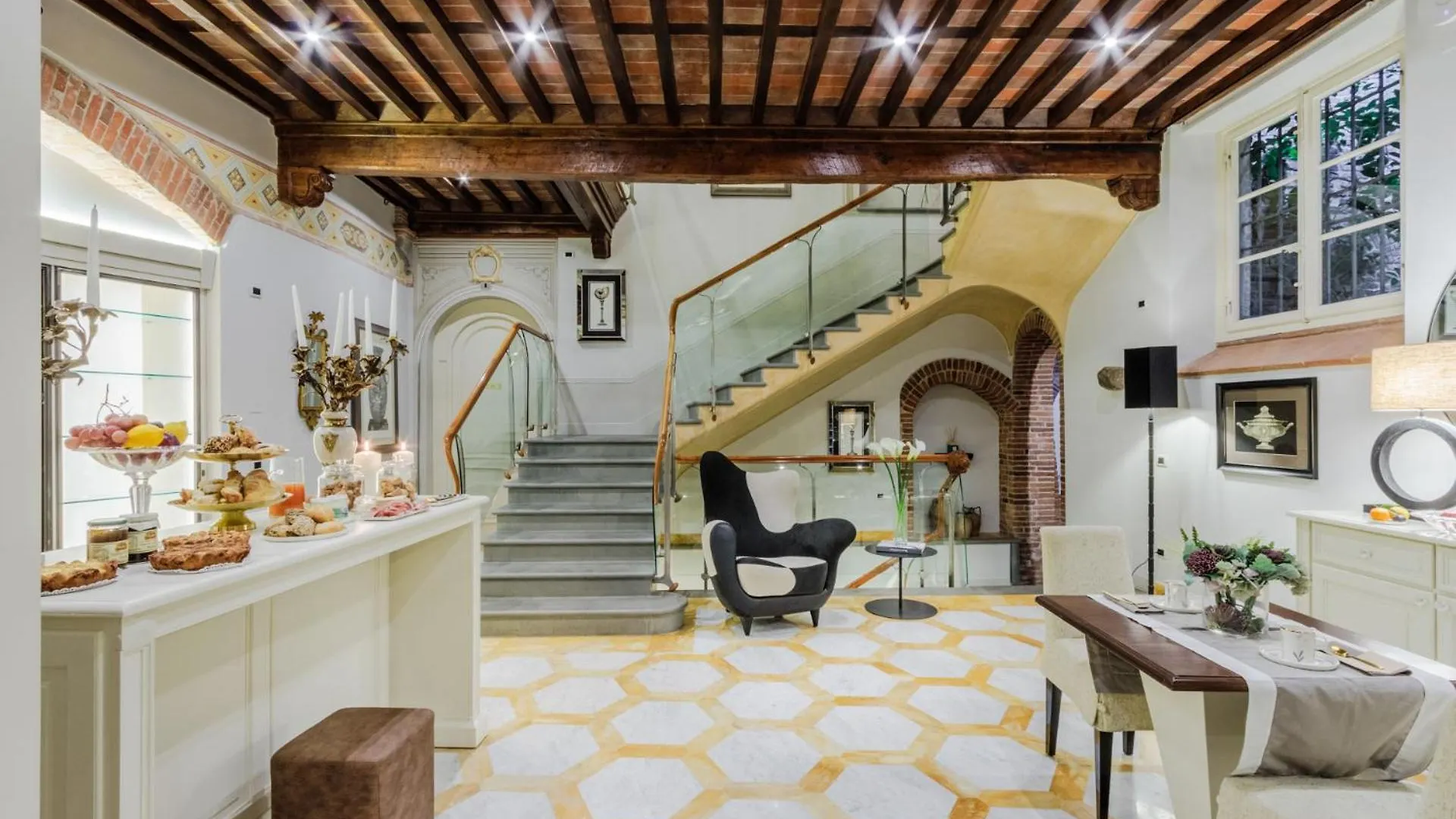 Lucca Heritage Retreat 0*,