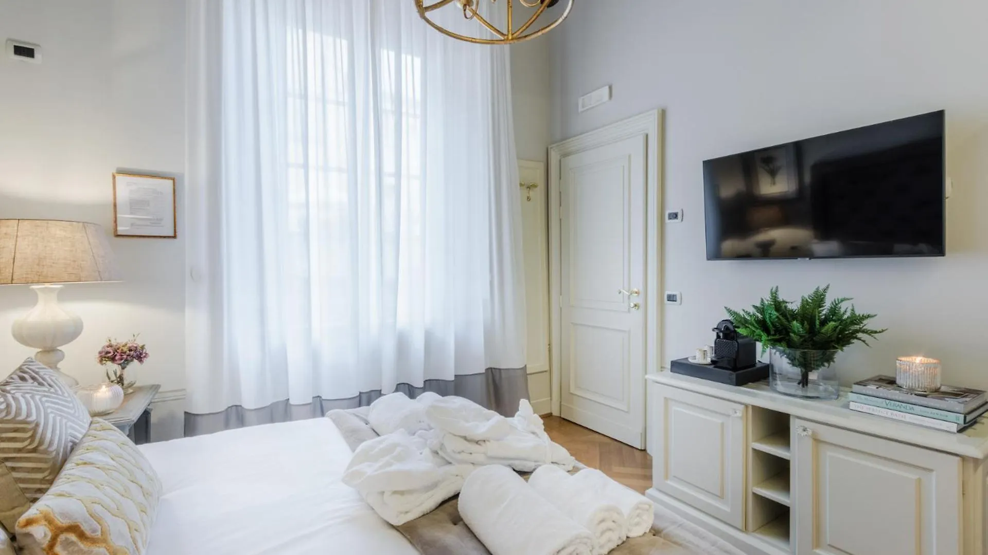 Lucca Heritage Retreat Hotel