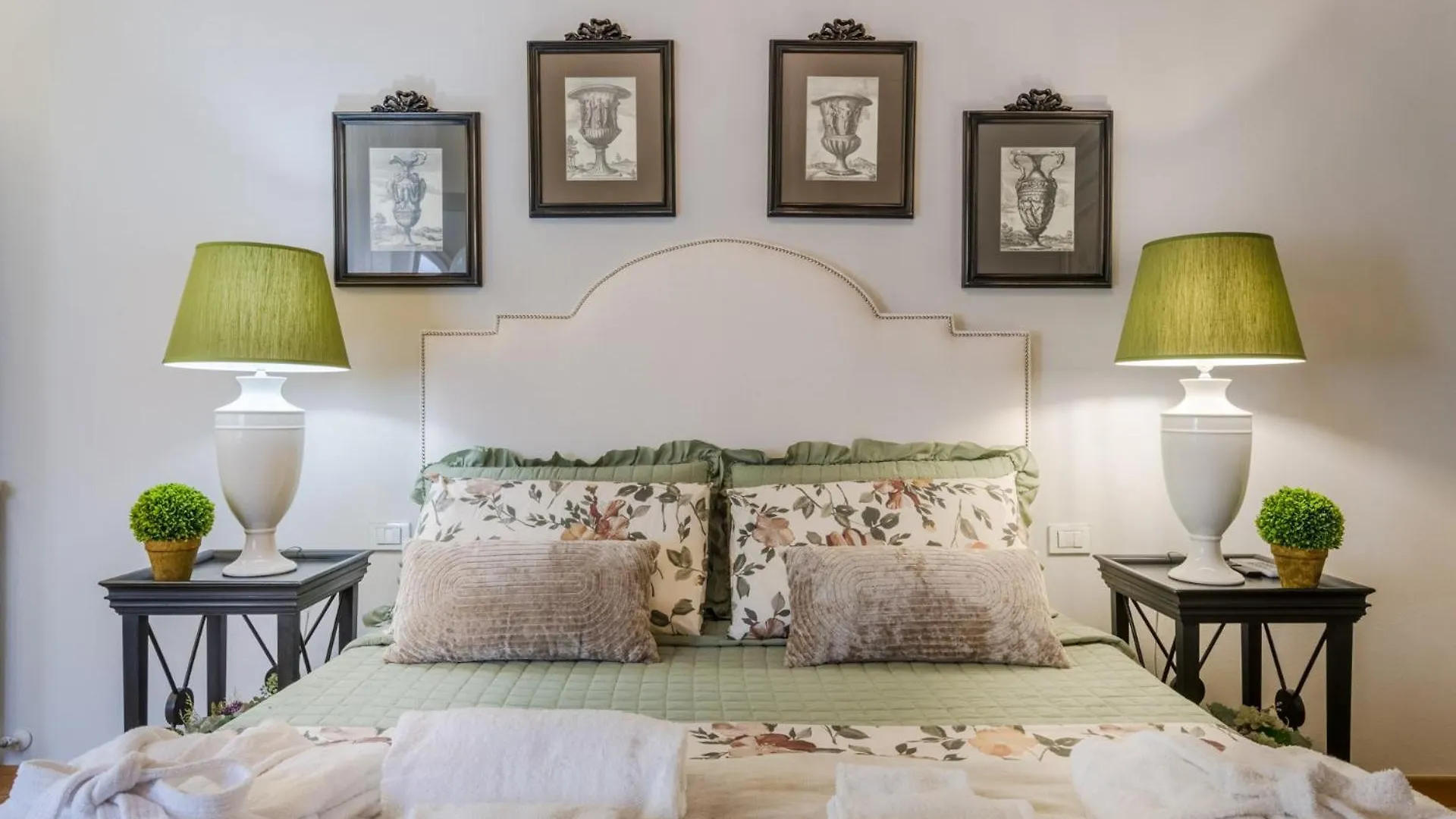 Lucca Heritage Retreat Italy